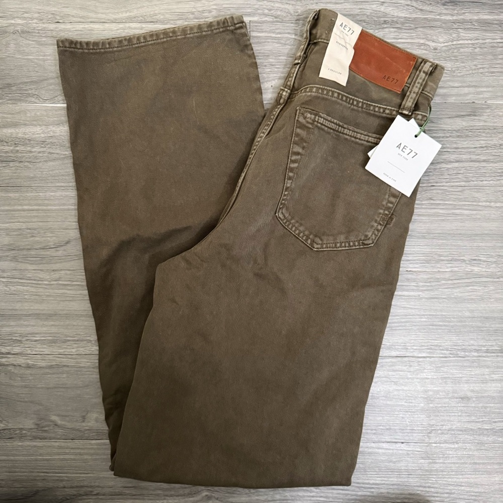 AE77 Premium Denim Stovepipe Jeans NWT